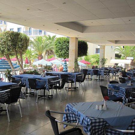 Crown Resorts Elamaris Protaras Buitenkant foto