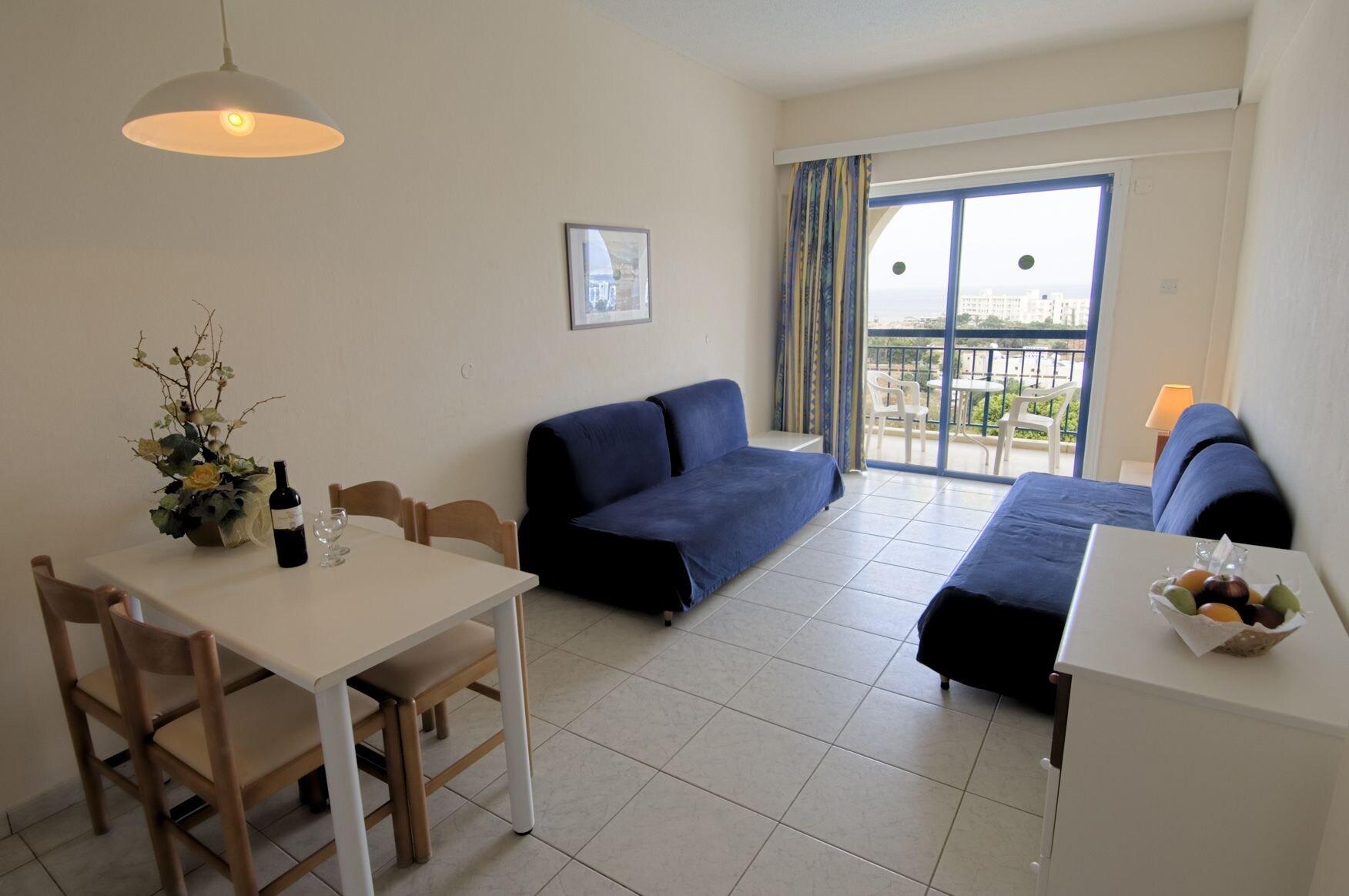 Crown Resorts Elamaris Protaras Buitenkant foto