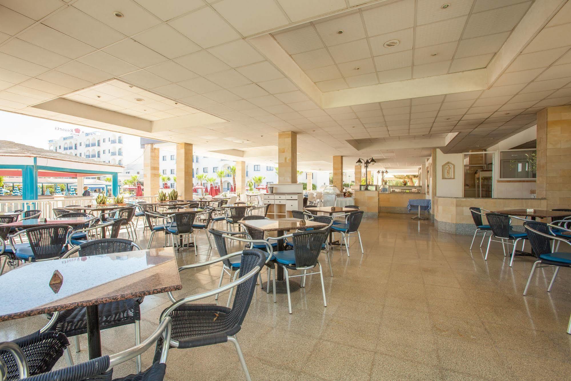 Crown Resorts Elamaris Protaras Buitenkant foto