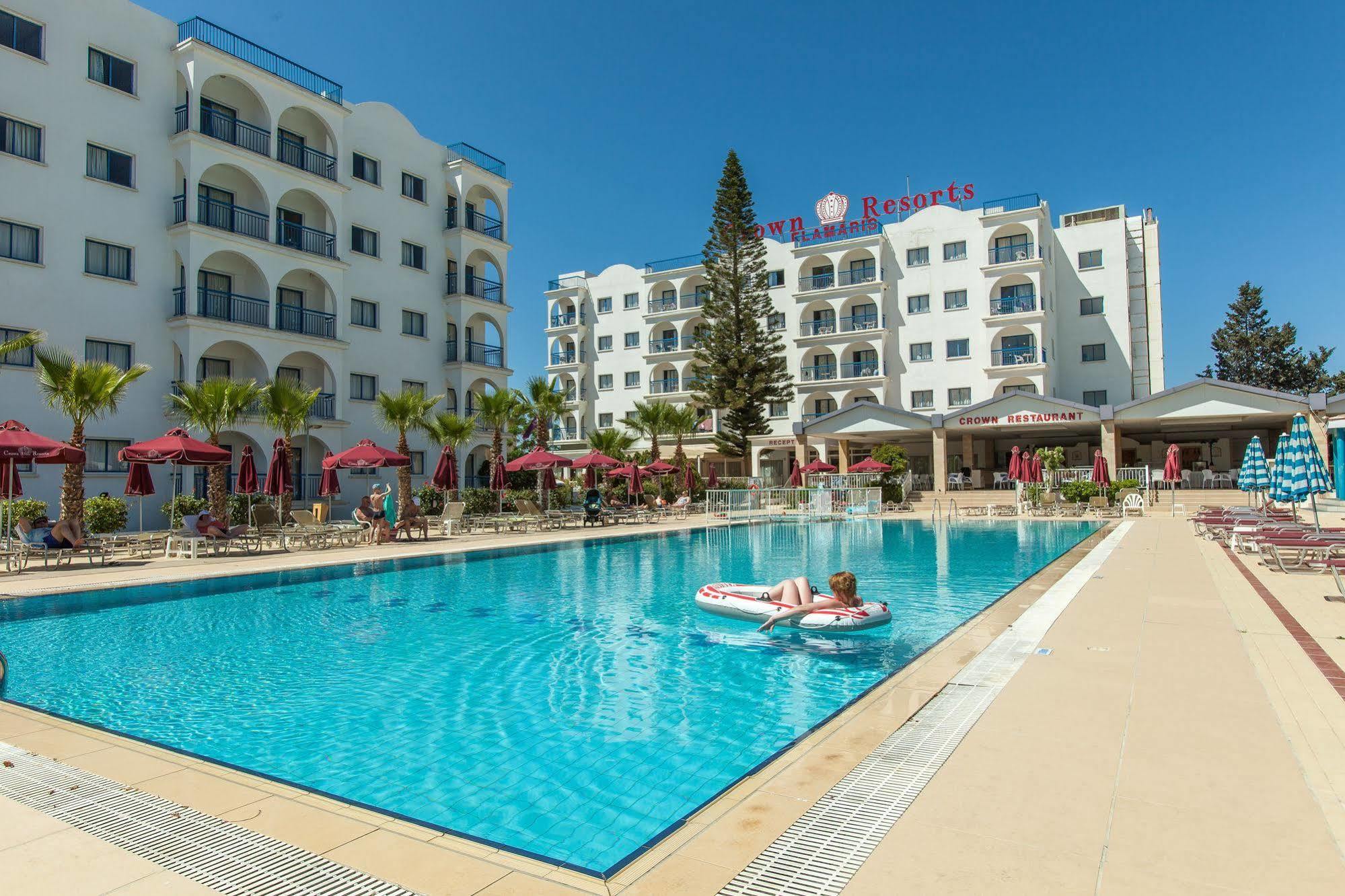Crown Resorts Elamaris Protaras Buitenkant foto