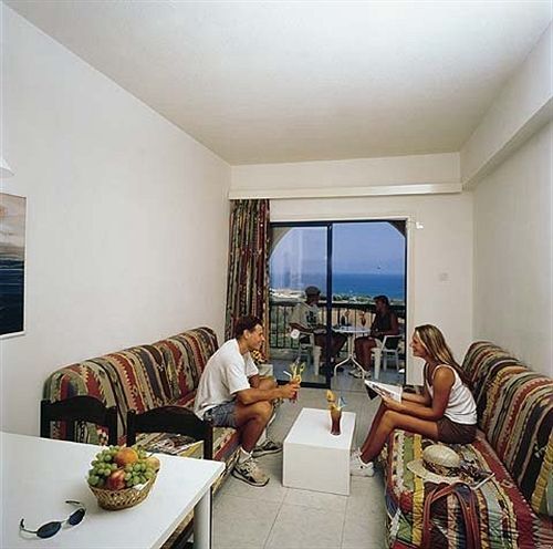 Crown Resorts Elamaris Protaras Kamer foto